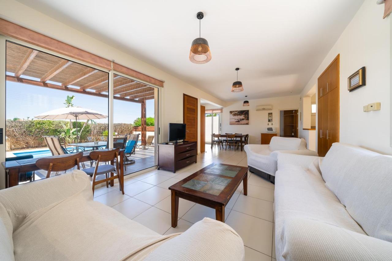 Atlantica 4 Bedroom Villa Near The Beach 프로타라스 외부 사진